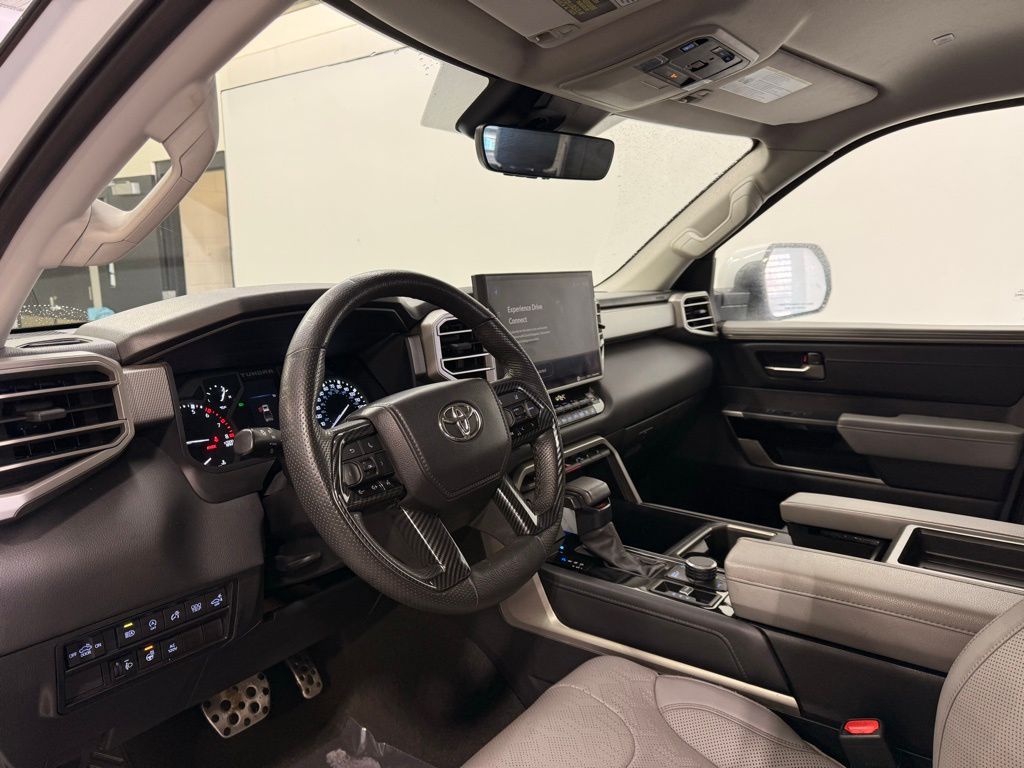 Thumbnail: 2023 Toyota Tundra - 11