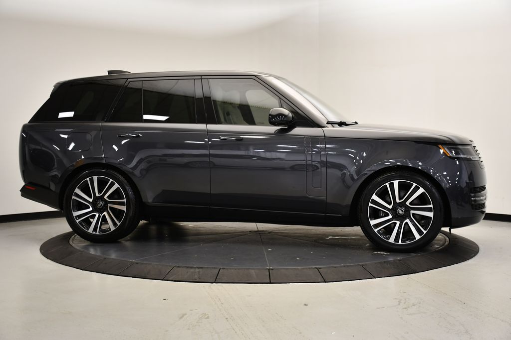 Thumbnail: 2023 Land Rover Range Rover - 6