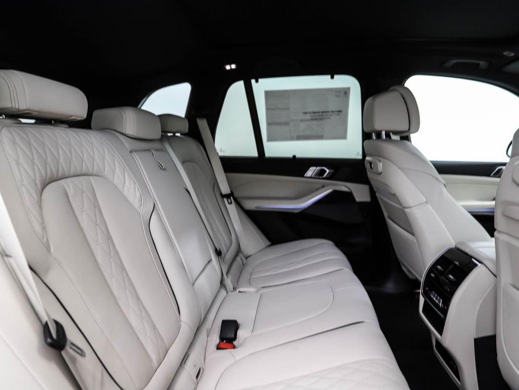 2026 BMW X5 xDrive50e 26
