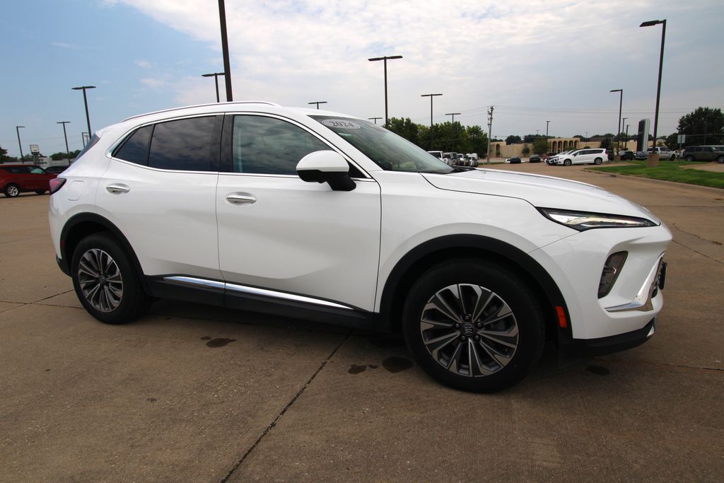 Used 2024 Buick Envision SUV