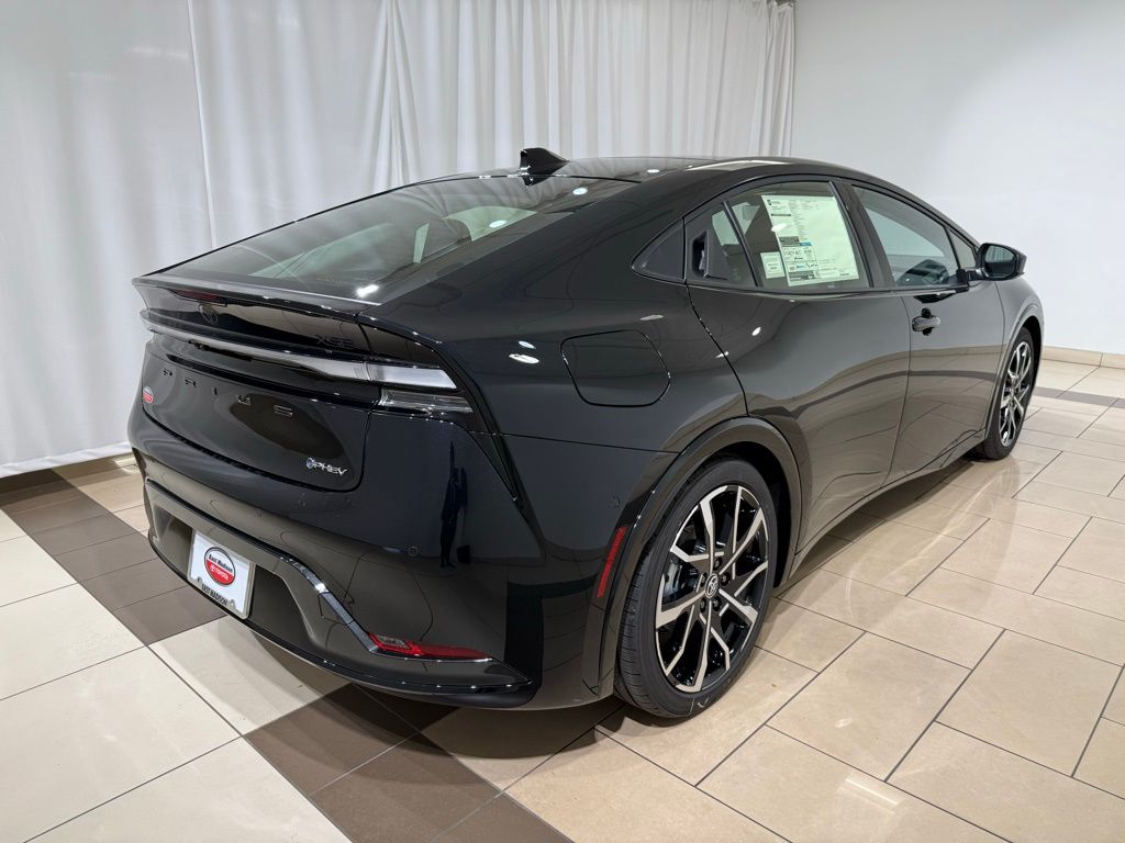 Thumbnail: 2026 Toyota Prius - 5