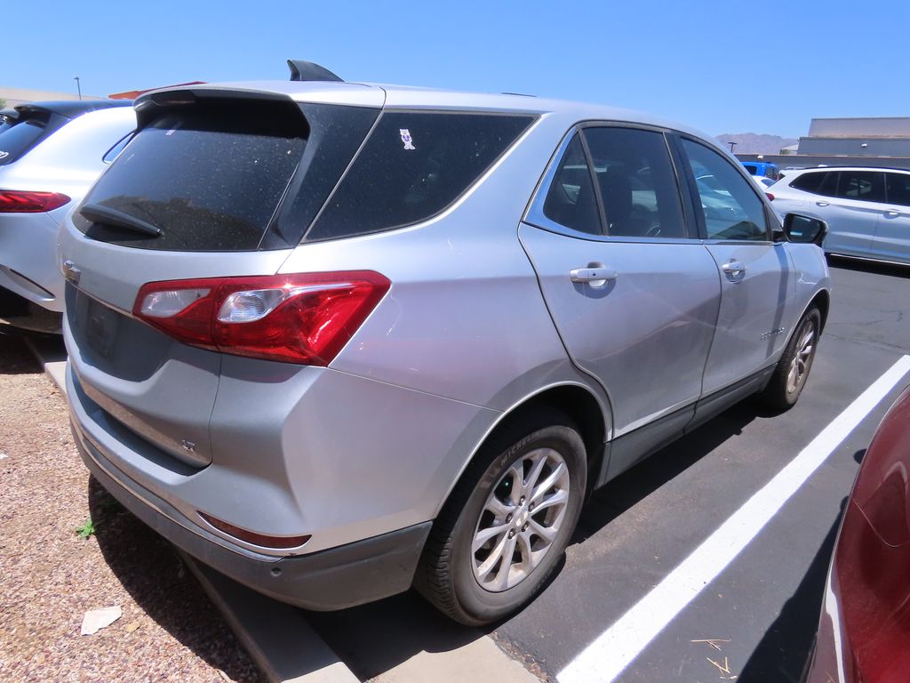 Thumbnail: 2019 Chevrolet Equinox - 4