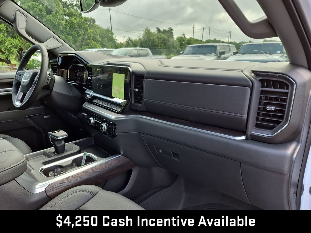 New 2026 White GMC SLT image 41