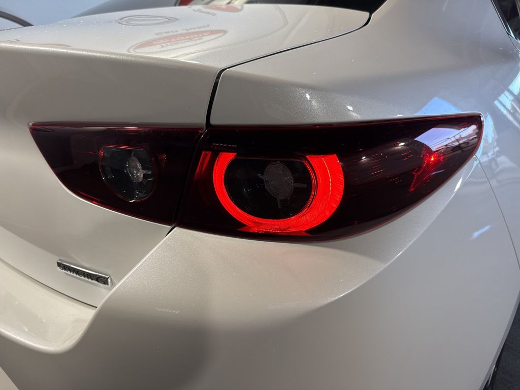 Thumbnail: 2025 Mazda Mazda3 - 14