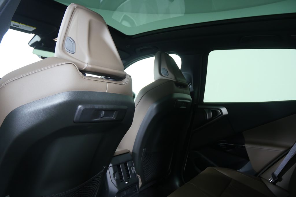 Thumbnail: 2026 BMW X3 - 16