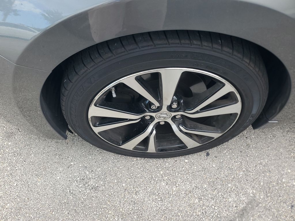 2018 Nissan Maxima - $13,888