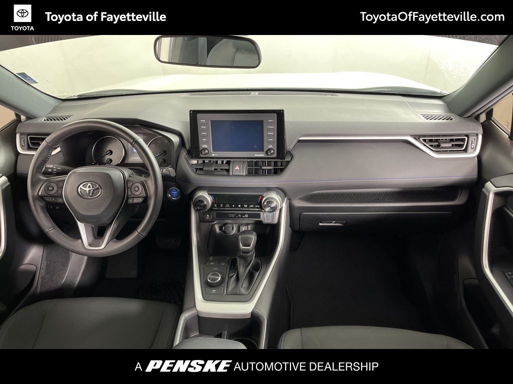 Thumbnail: 2022 Toyota RAV4 - 16