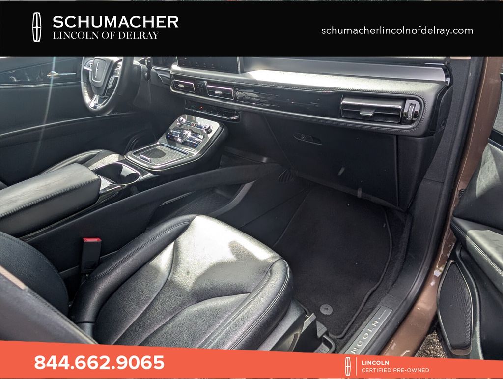 used 2022 Lincoln Nautilus car, priced at $24,398