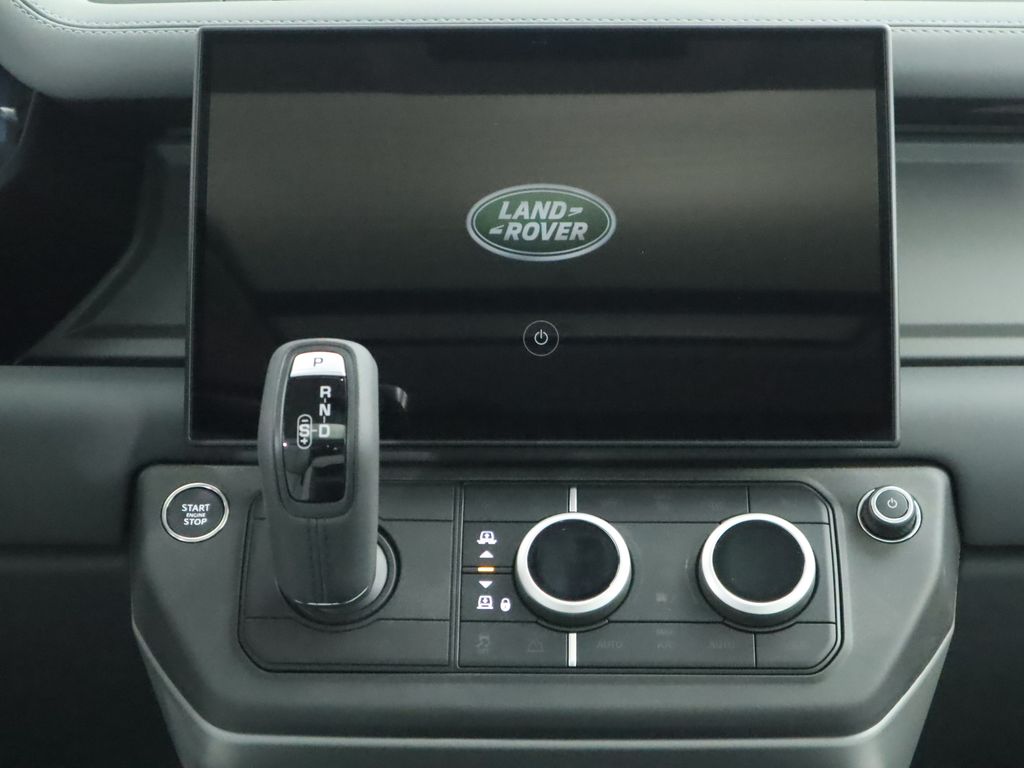 Thumbnail: 2026 Land Rover Defender - 15