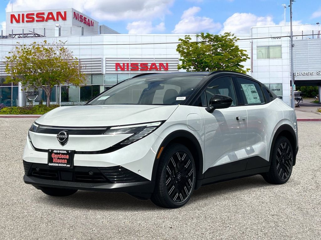 2026 Nissan Leaf Platinum+'s photo