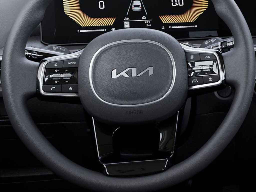 2025 Kia Sorento LX - Photo 21