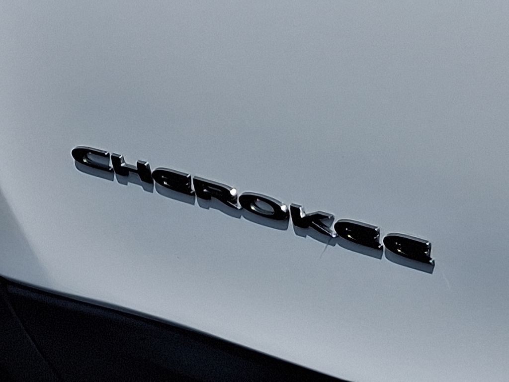 2019 Jeep Cherokee Latitude 31