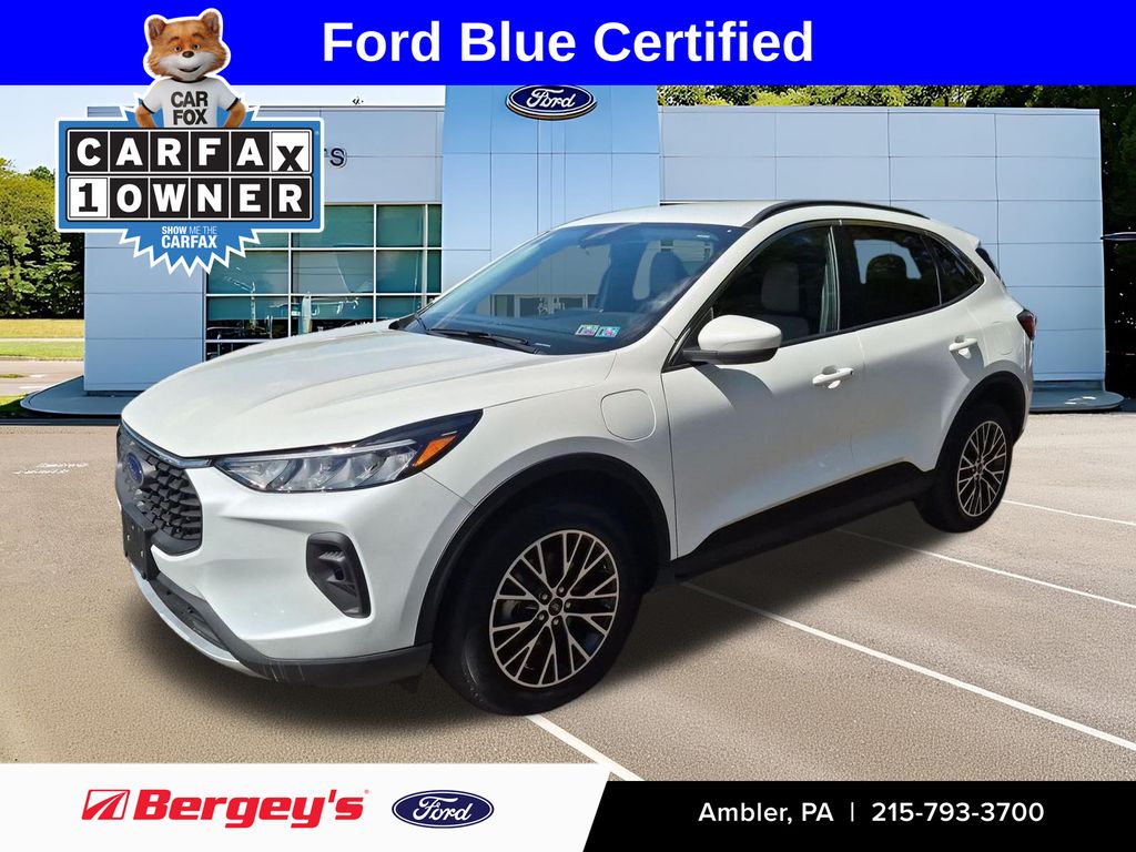  2023 Ford Escape Hybrid Plug-in FWD   