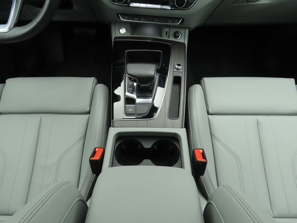 2024 Audi Q5 e Premium 16