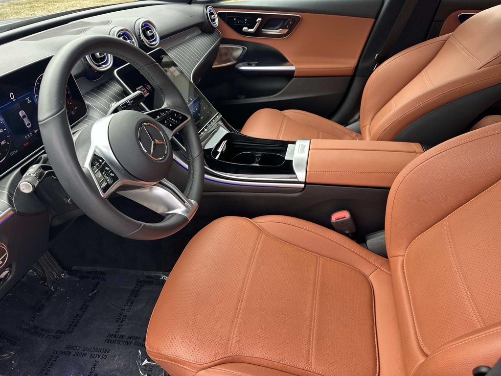 Thumbnail: 2025 Mercedes-Benz C-Class - 28