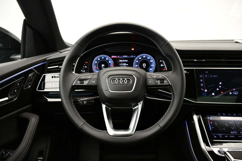 Thumbnail: 2026 Audi Q8 - 22