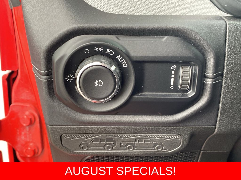 Used 2025 Jeep Wrangler SUV