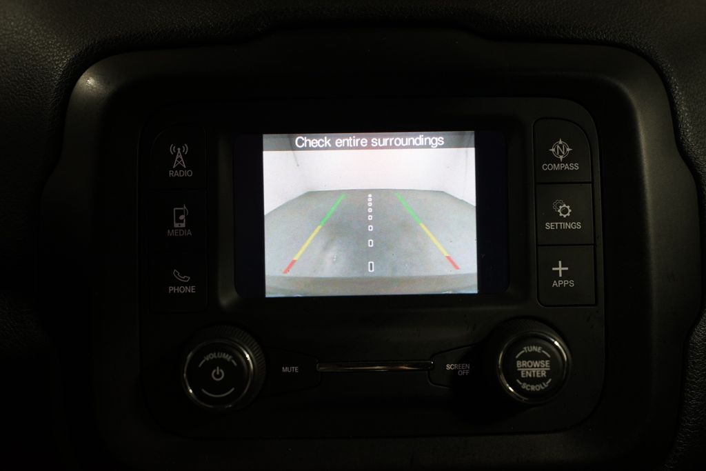 Thumbnail: 2020 Jeep Renegade - 18