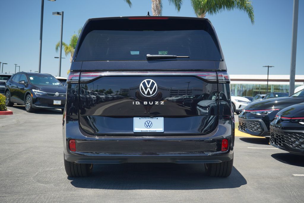 Thumbnail: 2025 Volkswagen ID.Buzz - 4