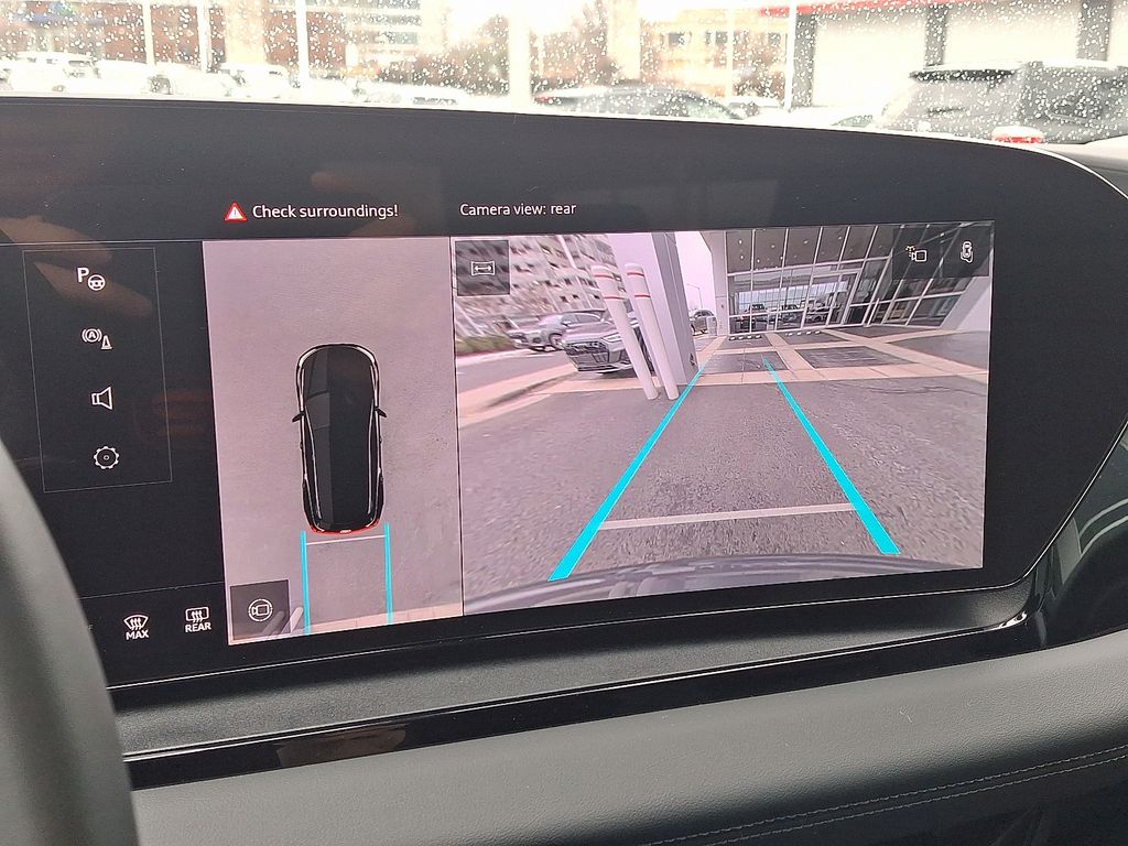 Thumbnail: 2025 Audi Q6 e-tron - 18