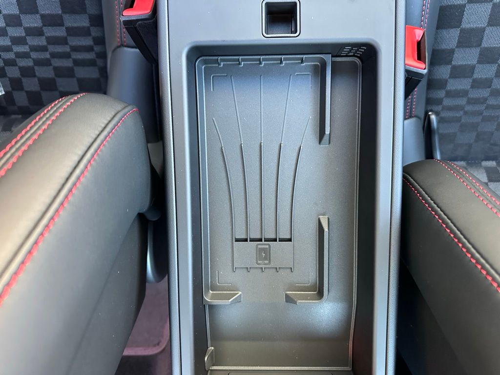 Thumbnail: 2026 Porsche 911 - 29