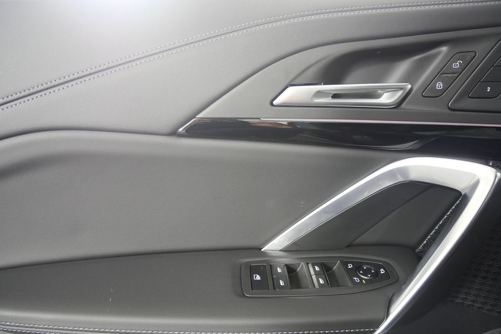 Thumbnail: 2025 BMW X1 - 8