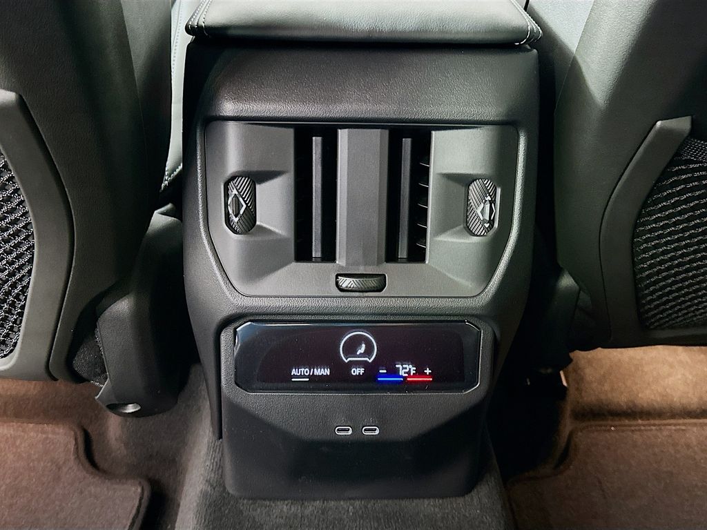 Thumbnail: 2026 BMW X3 - 18