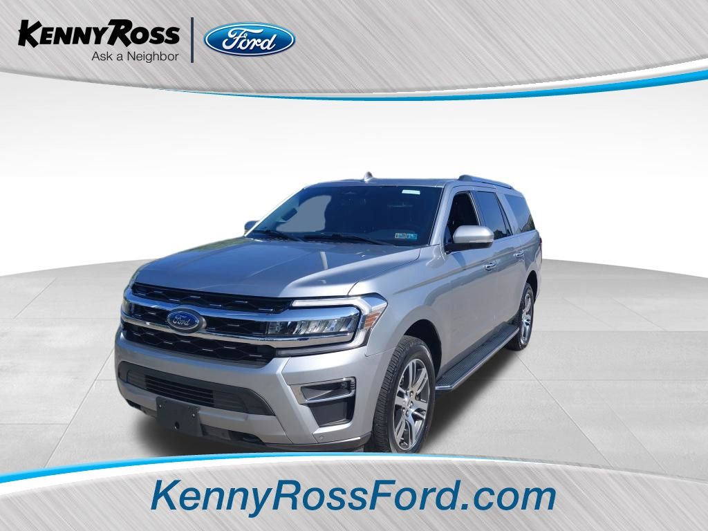 Silver Metallic 2022 Ford Expedition SUV / Crossover Four-Wheel Drive Automatic