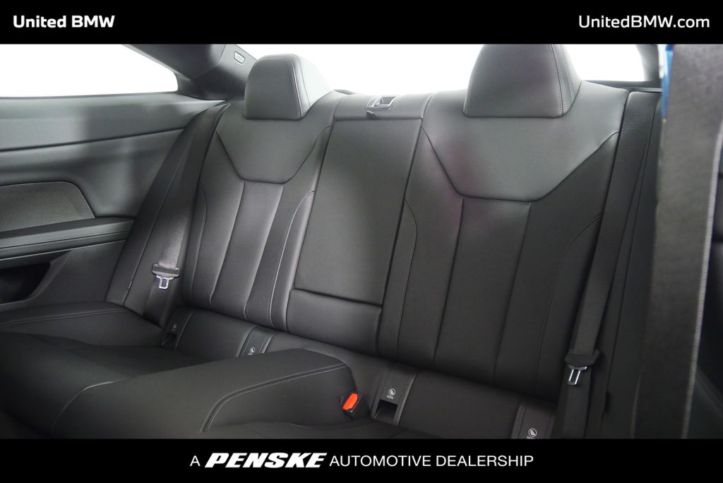 Thumbnail: 2026 BMW 4 Series - 14