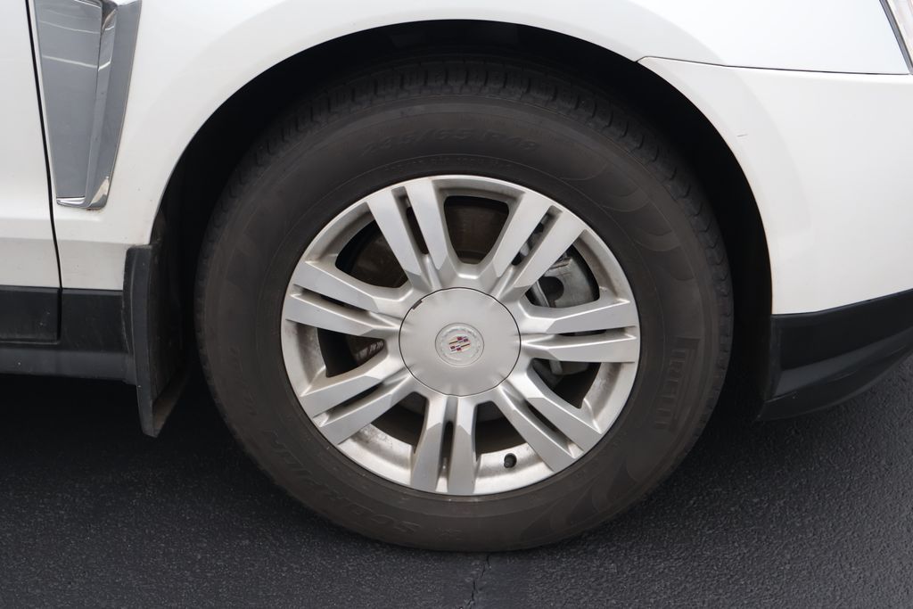 Thumbnail: 2013 Cadillac SRX - 5