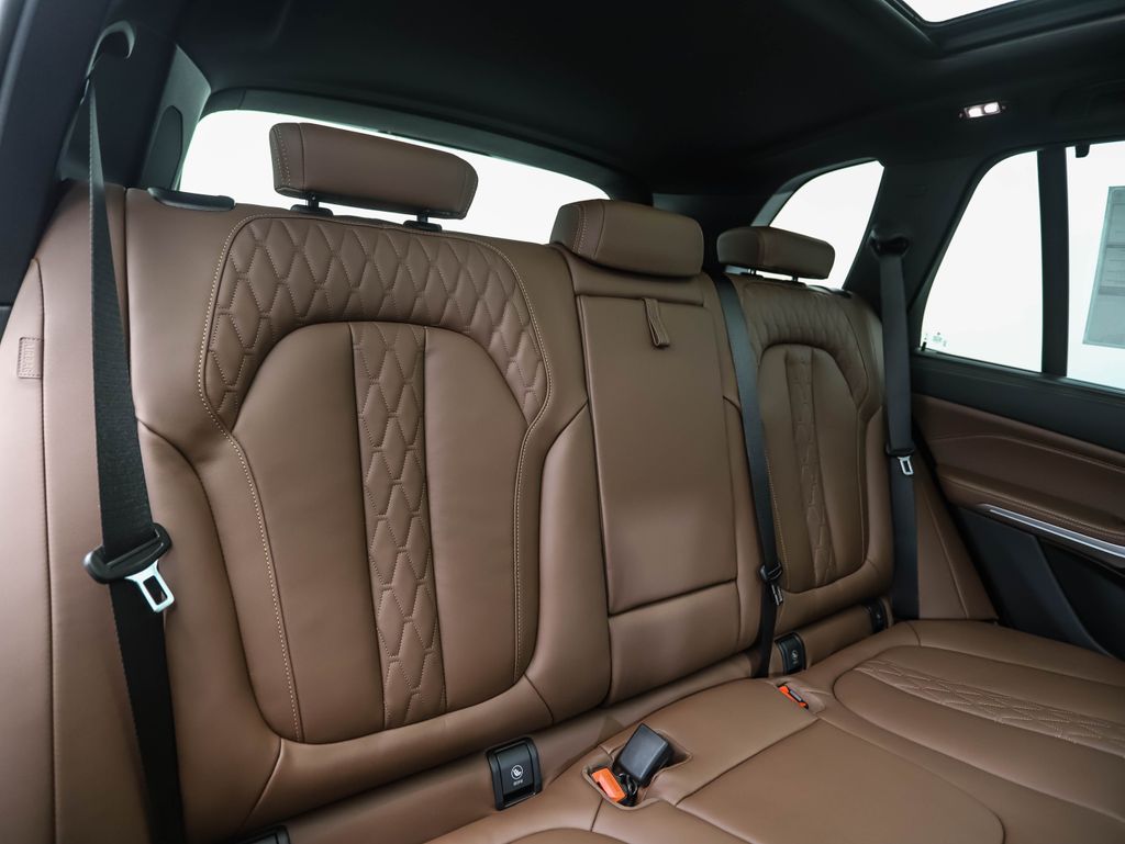 2026 BMW X5 xDrive40i 26