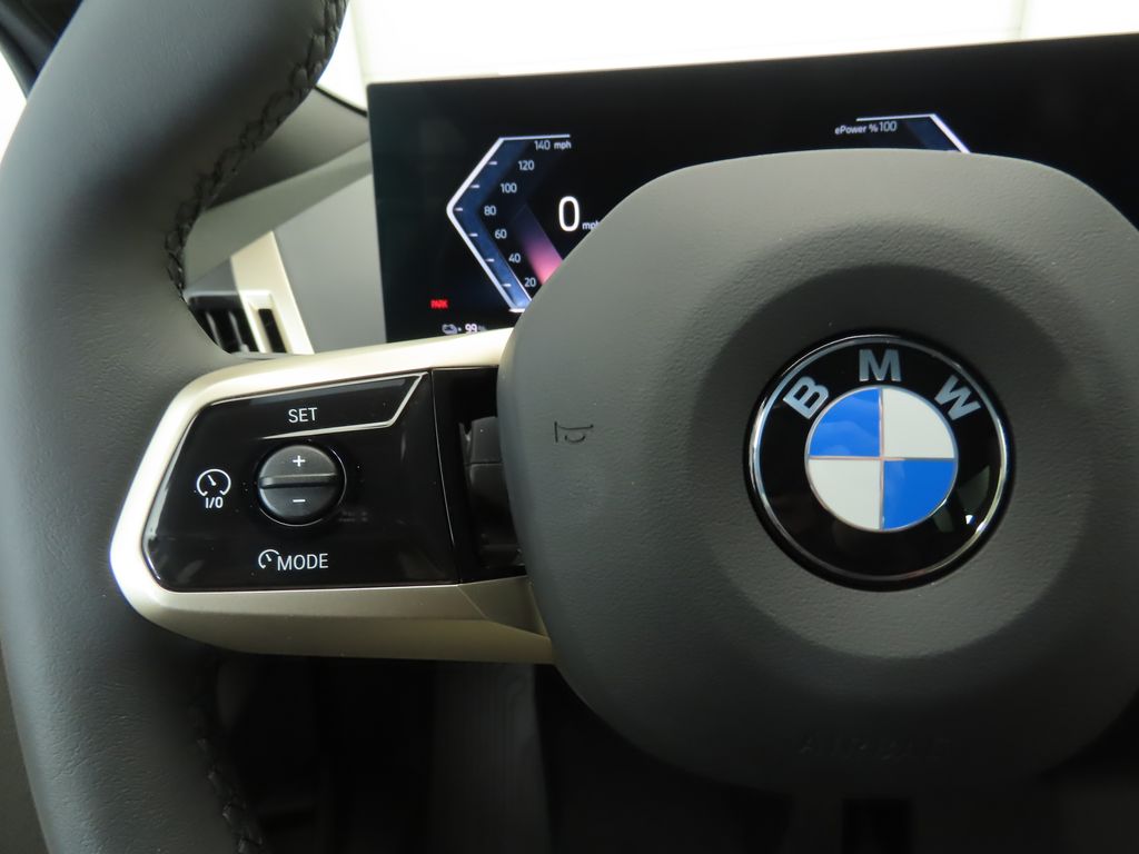 Thumbnail: 2026 BMW iX - 11