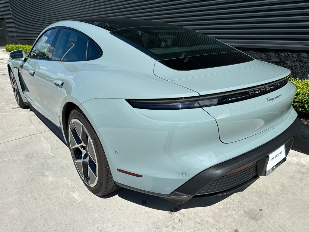 Thumbnail: 2025 Porsche Taycan - 3