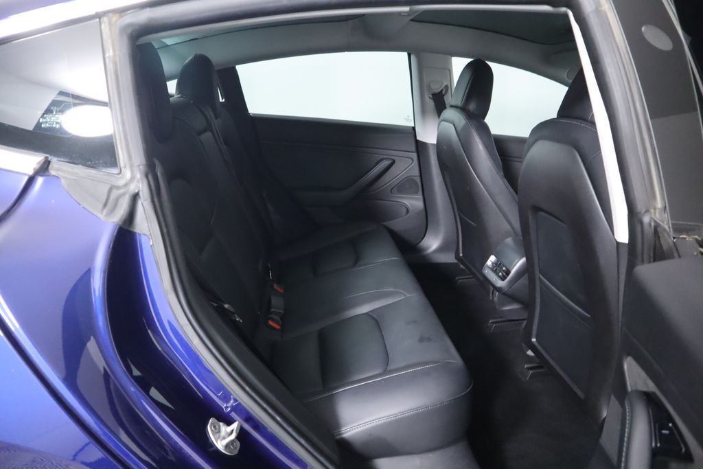 2019 Tesla Model 3 Standard Range 22