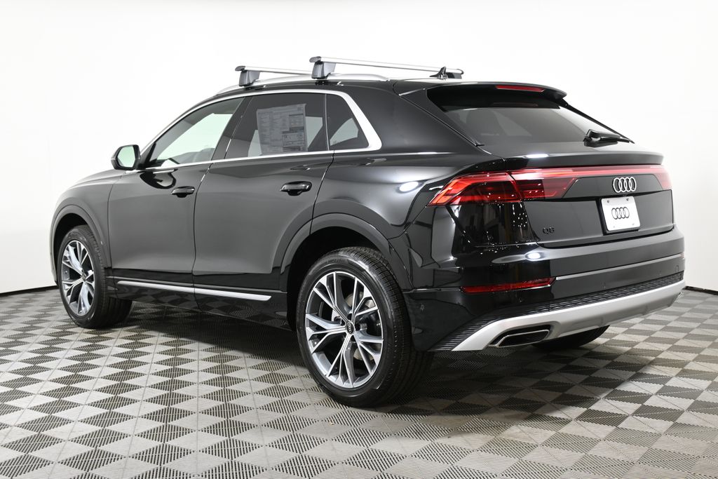 2025 Audi Q8  5