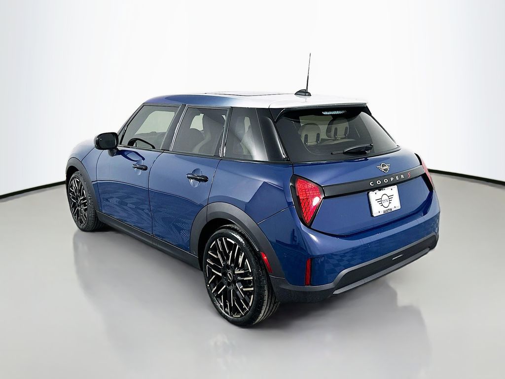 2025 MINI Cooper S 7