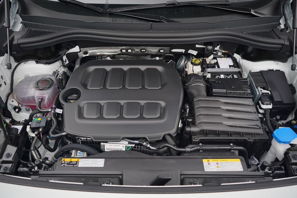 Thumbnail: 2025 Volkswagen Tiguan - 12