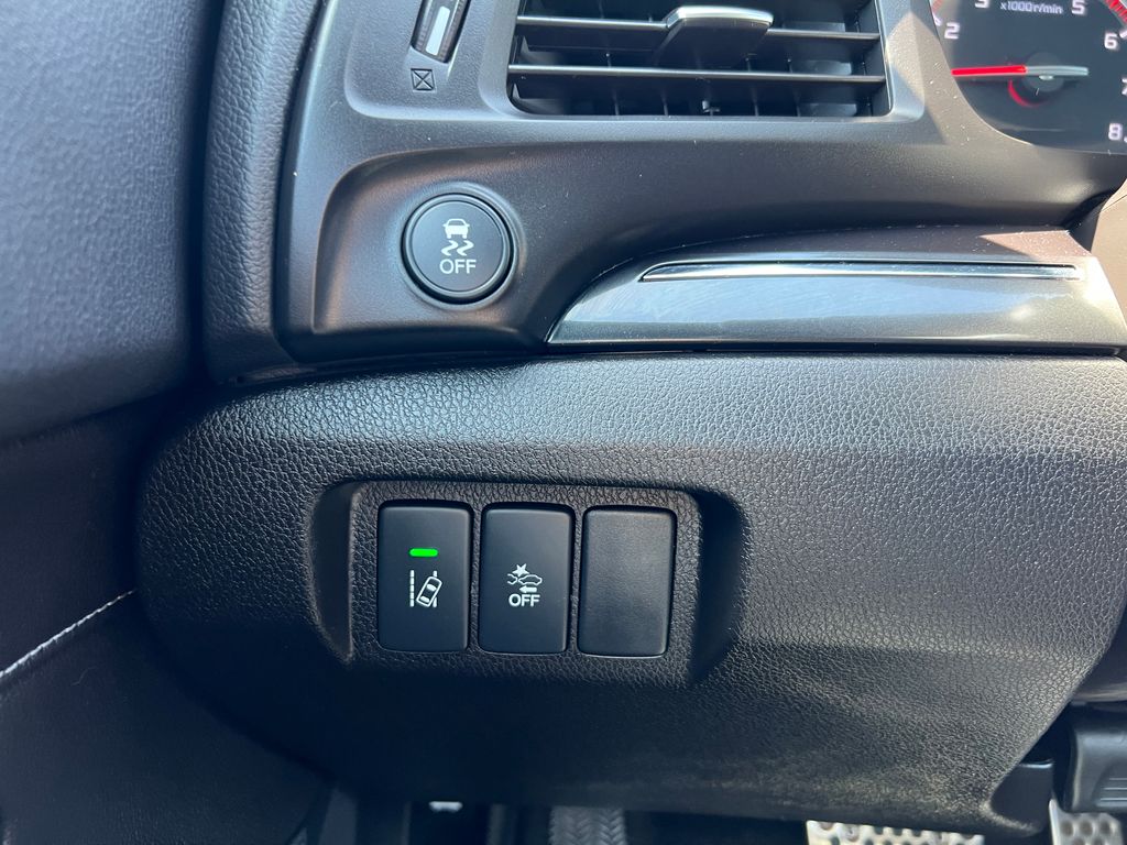 2022 Acura ILX Premium 16