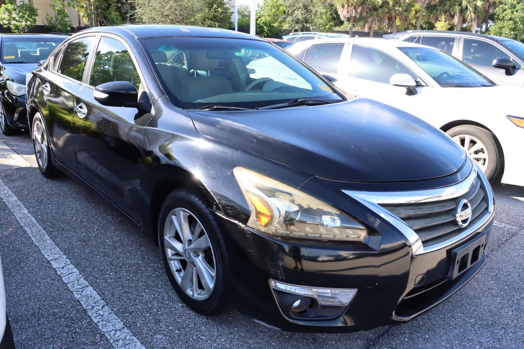 Thumbnail: 2013 Nissan Altima - 6