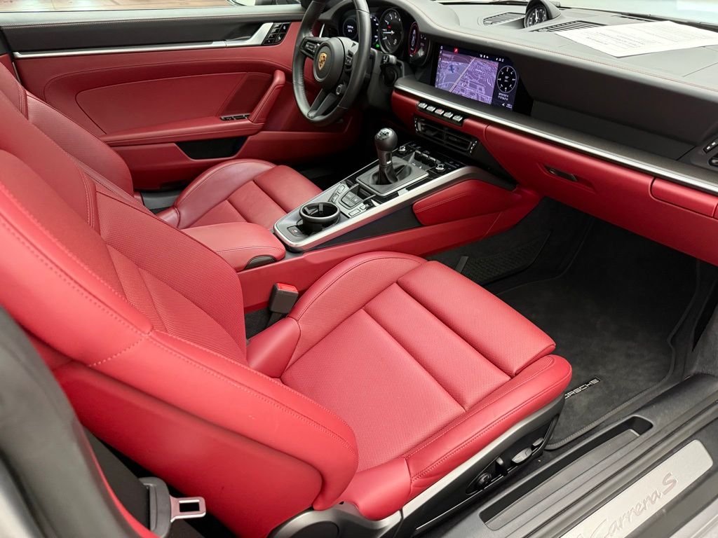 Thumbnail: 2021 Porsche 911 - 31