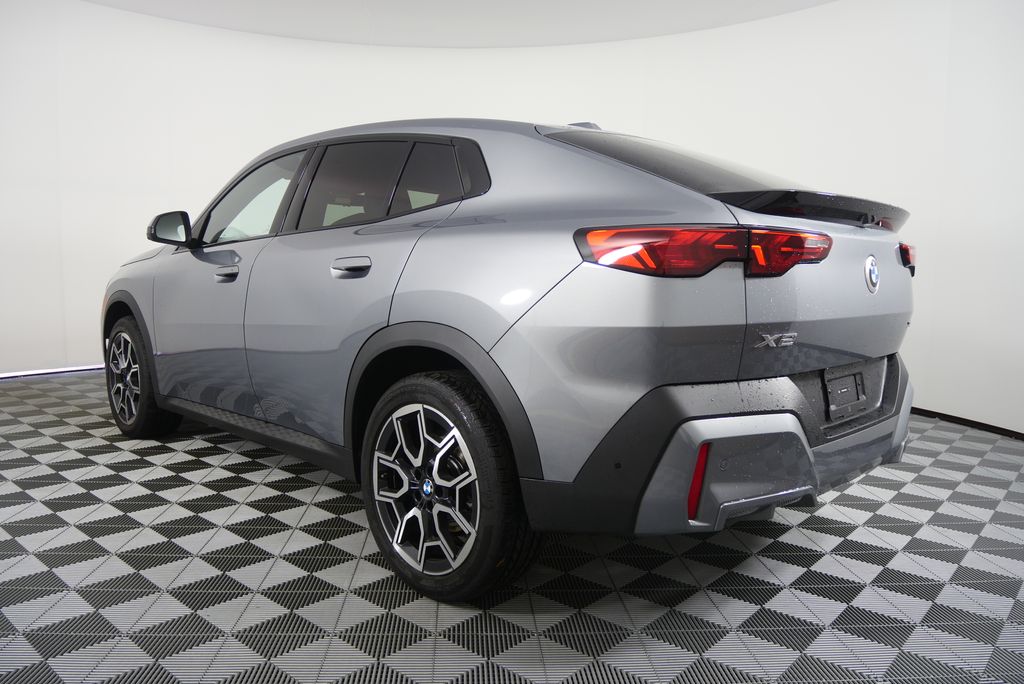 Thumbnail: 2025 BMW X2 - 5