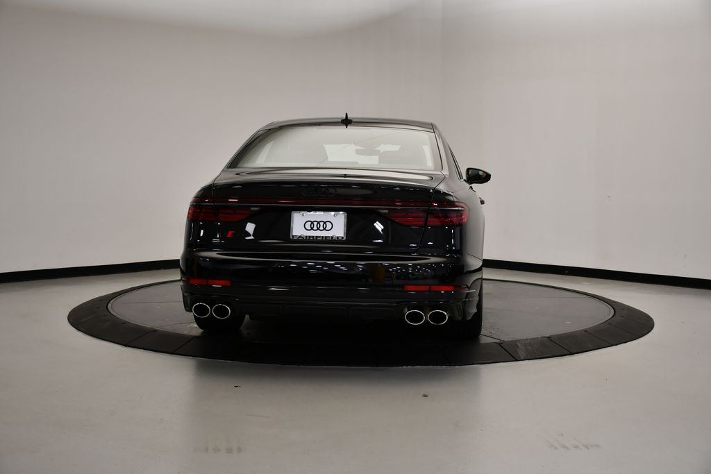 Thumbnail: 2025 Audi S8 - 4