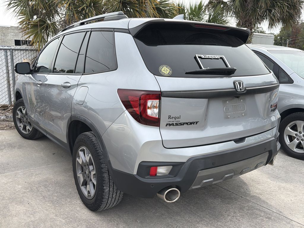 used 2023 Honda Passport car, priced at $31,992