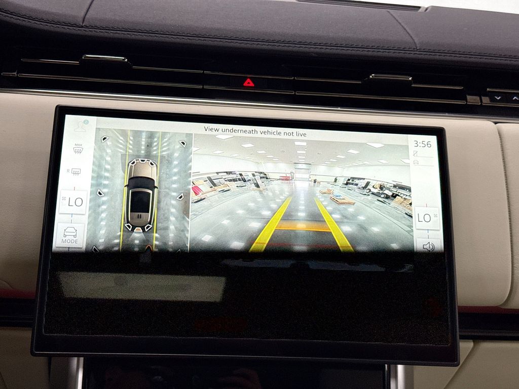 Thumbnail: 2026 Land Rover Range Rover - 15