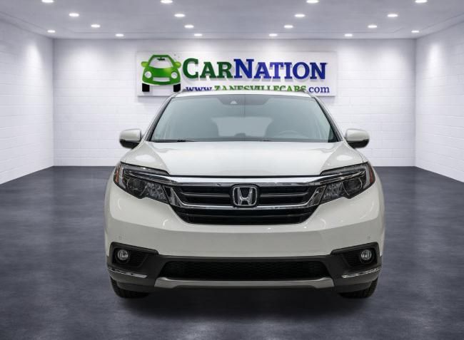 2019 Honda Passport Touring - Image 2