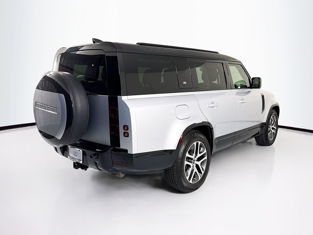 Thumbnail: 2024 Land Rover Defender - 5