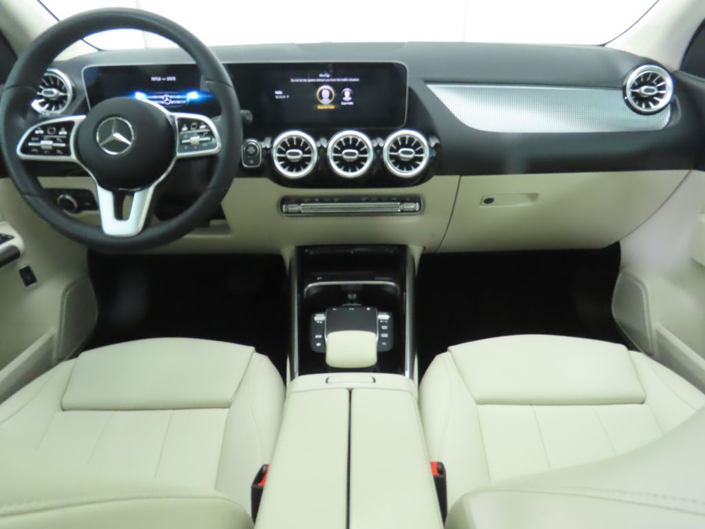 Thumbnail: 2021 Mercedes-Benz GLA - 13