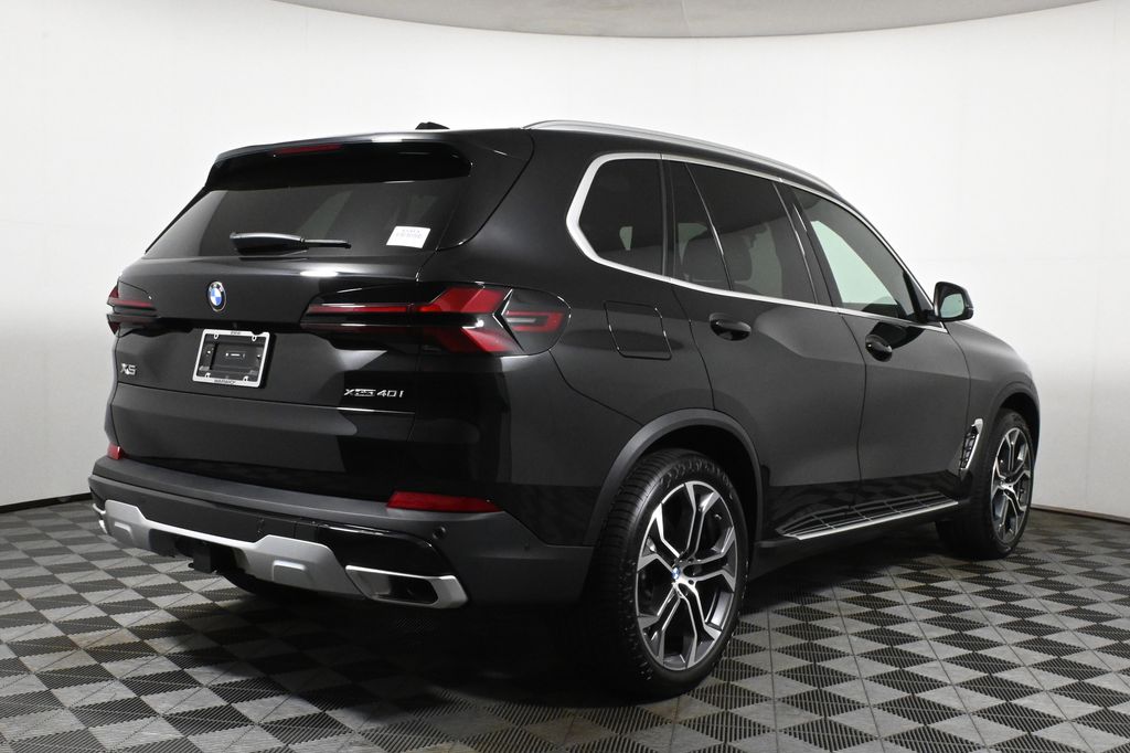 Thumbnail: 2026 BMW X5 - 7