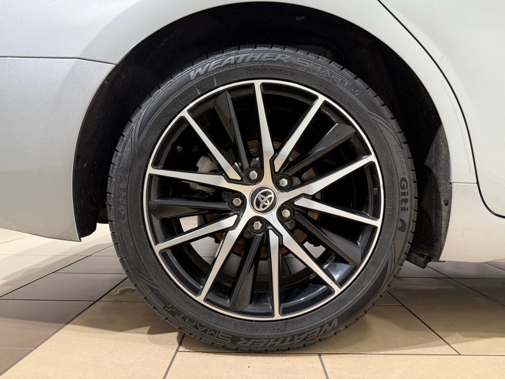 Thumbnail: 2024 Toyota Camry - 9