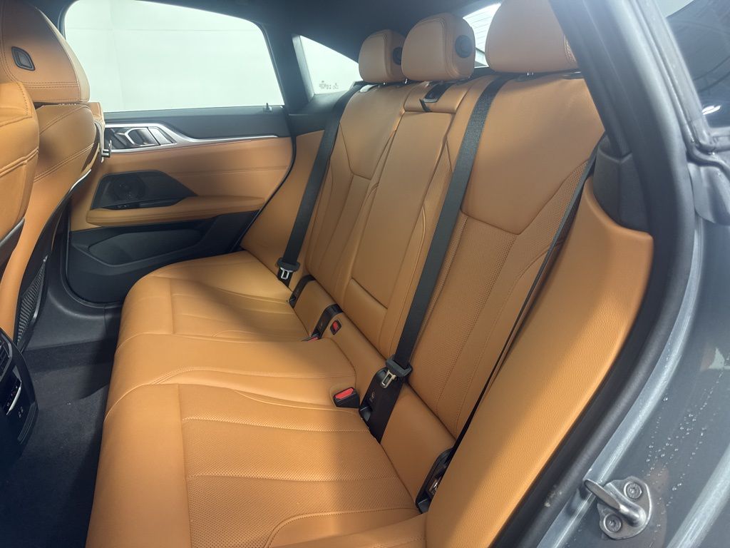 Thumbnail: 2023 BMW 4 Series - 21